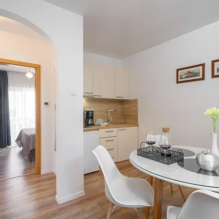 Apartment Vesna *